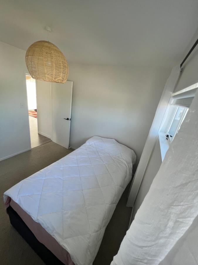 Orewa Homestay Rooms Auckland Exterior photo