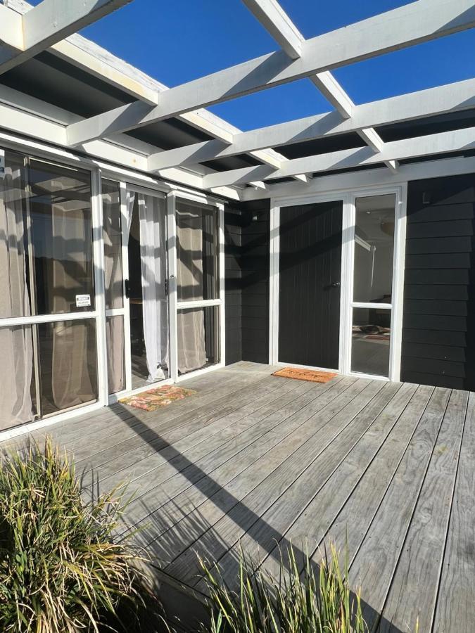 Orewa Homestay Rooms Auckland Exterior photo