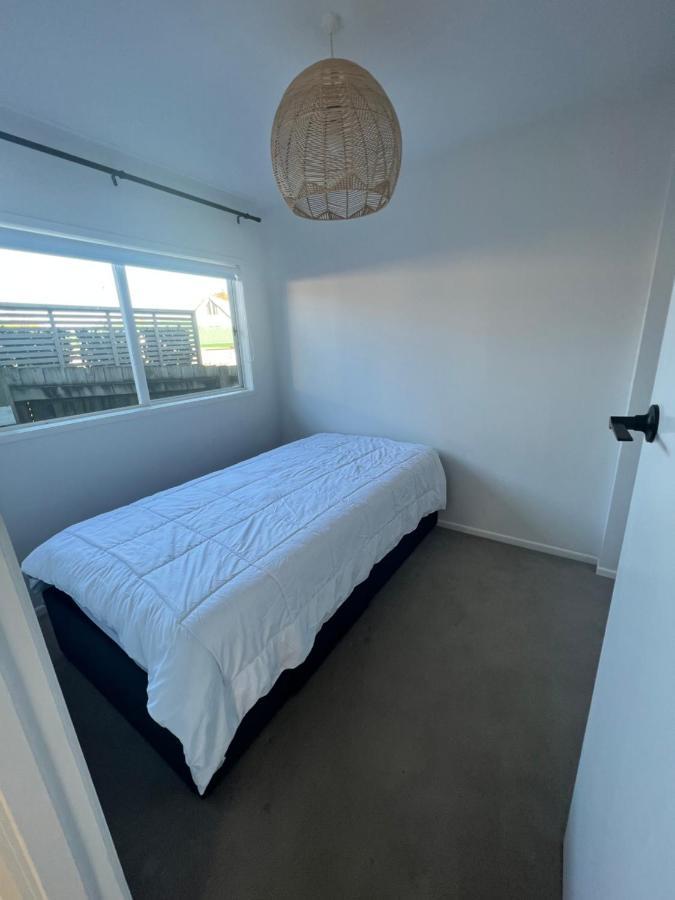 Orewa Homestay Rooms Auckland Exterior photo